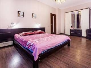 Апартаменты 2bedroom in most center Минск Апартаменты с 2 спальнями-26